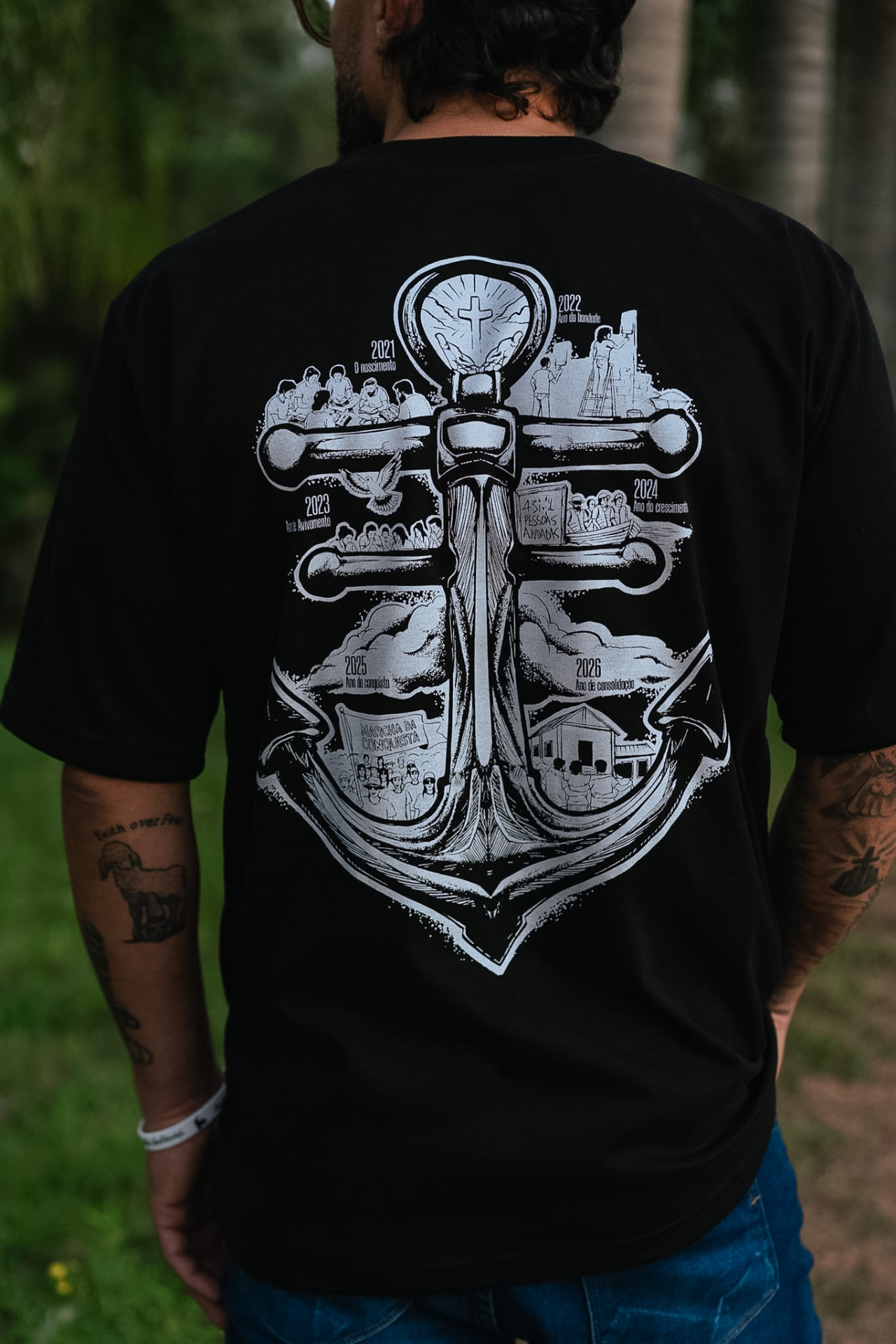 Camiseta âncora 5 anos — costas